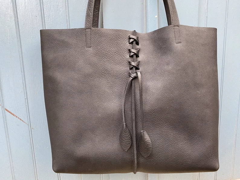 Black leather tote with leaves, Work and travel leather bag , Leather shopper bag with zipper, Laptop computer bag, women’s handbag – Image 5